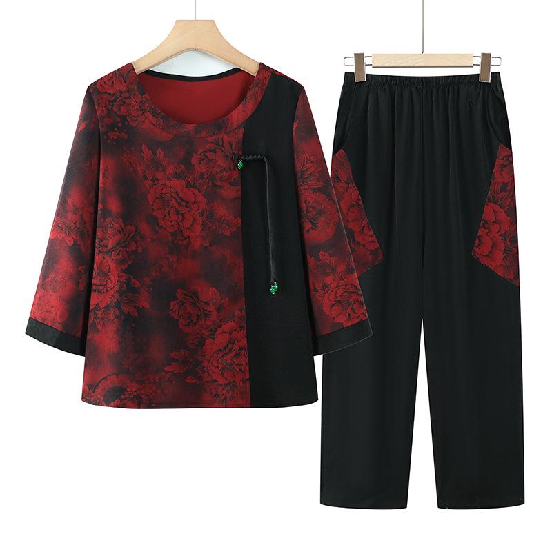

Stylish Summer Short Sleeve T-Shirt for Middle-Aged Women and Seniors (50+), Loose Fit 5XL (recommended 72.5-80 kg) красный