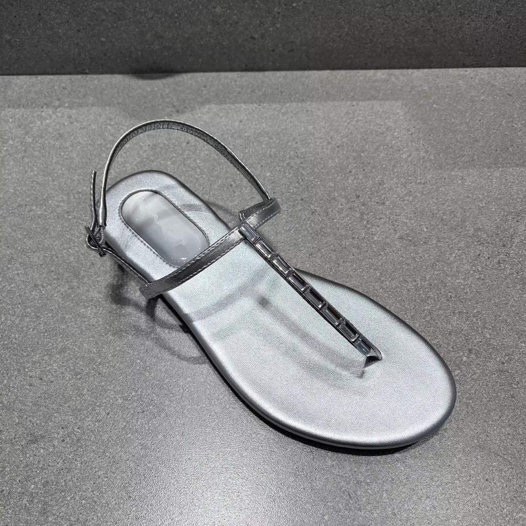 Fashion new designer T-strap gladiator sandals women flat heel crystal narrow band sandalias mujer silver thong sandals big size 43
