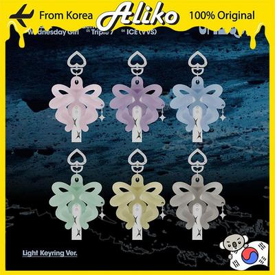 9th Mini Album [UNIQUE] (Light Keyring Ver.)