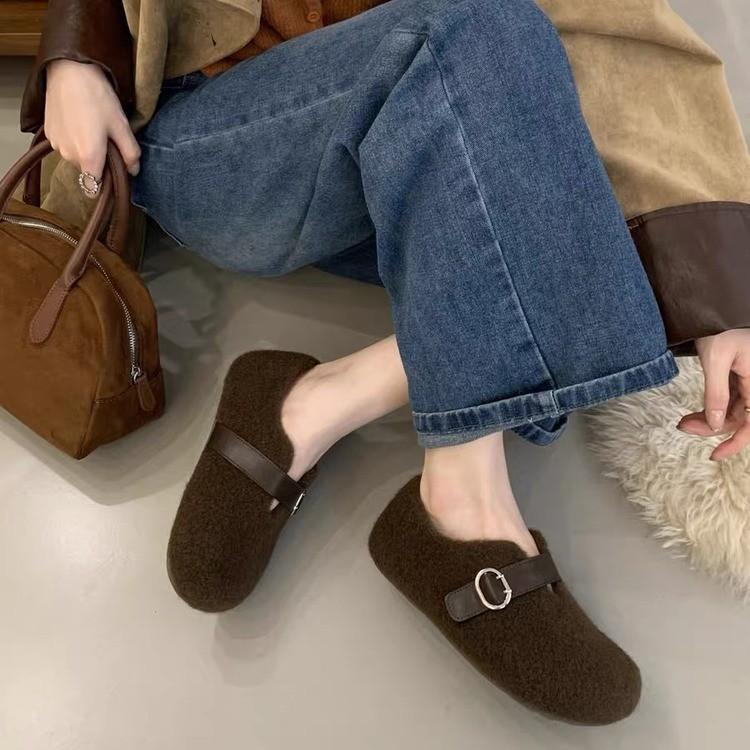 White Spotted Lamb Wool Shoes for Women's Outer Wear 2025 Winter Outer Wear New Velvet Flat Mary Jane Cotton Shoes