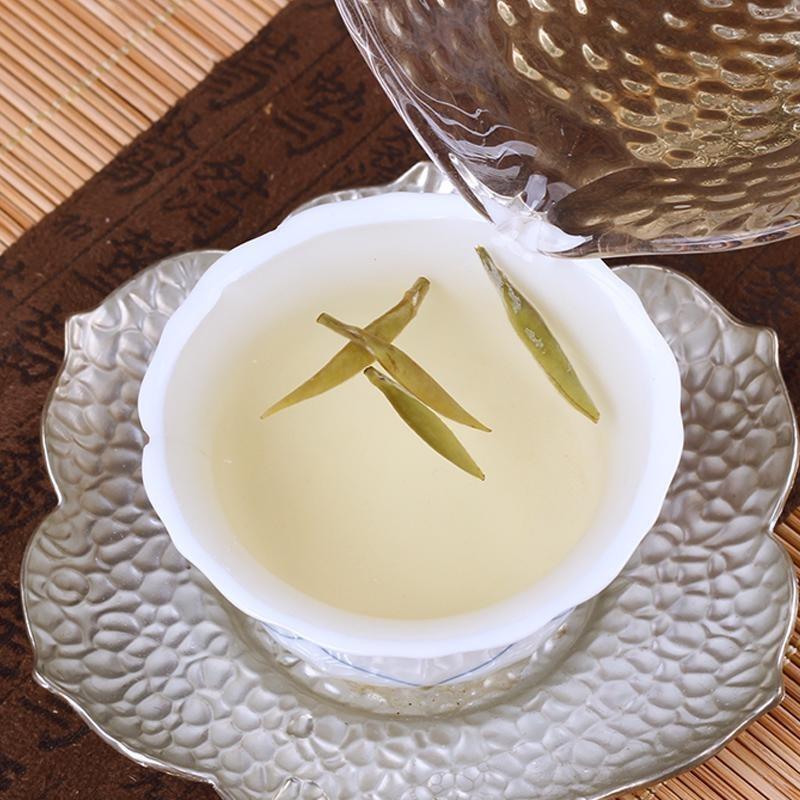 Premium Silver Needle Weißer Tee Chinesischer Bai Hao Yin Zhen Loser Tee 75g Dose