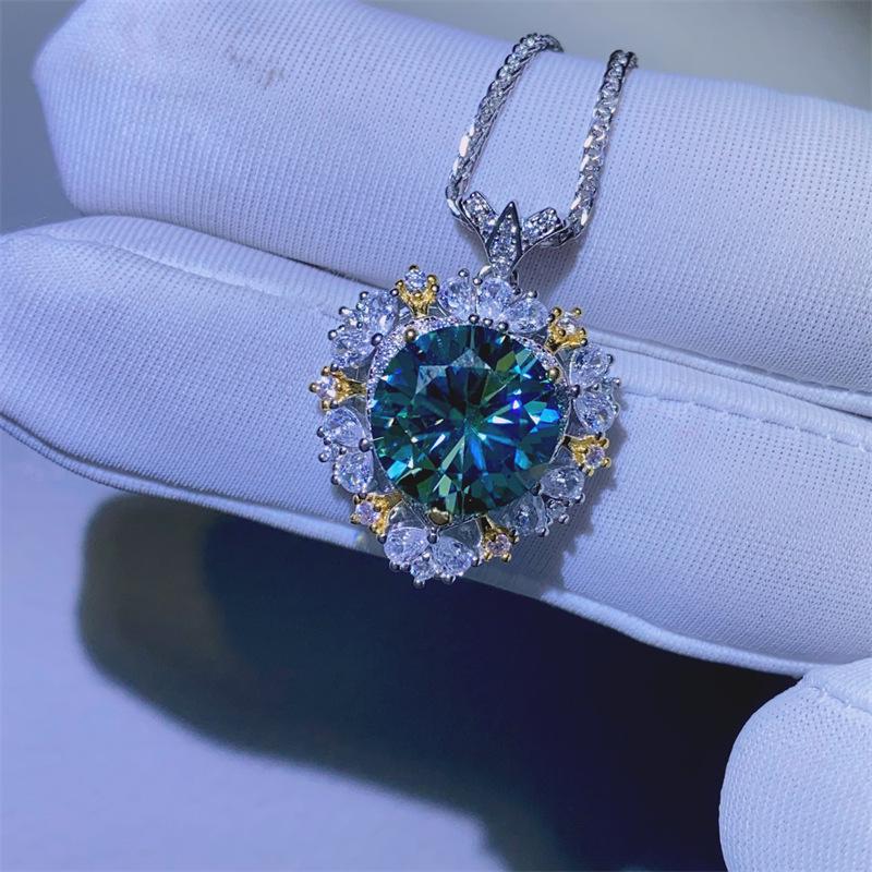 5 Carat Green Moissanite Pendant for Women, White Gold Plated Luxury Style, S925 Sterling Silver Necklace