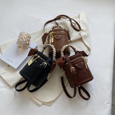 Portable Bucket Bag Women's New Bag Retro Shoulder Bag Autumn Fashion Texture Mini Messenger Bag