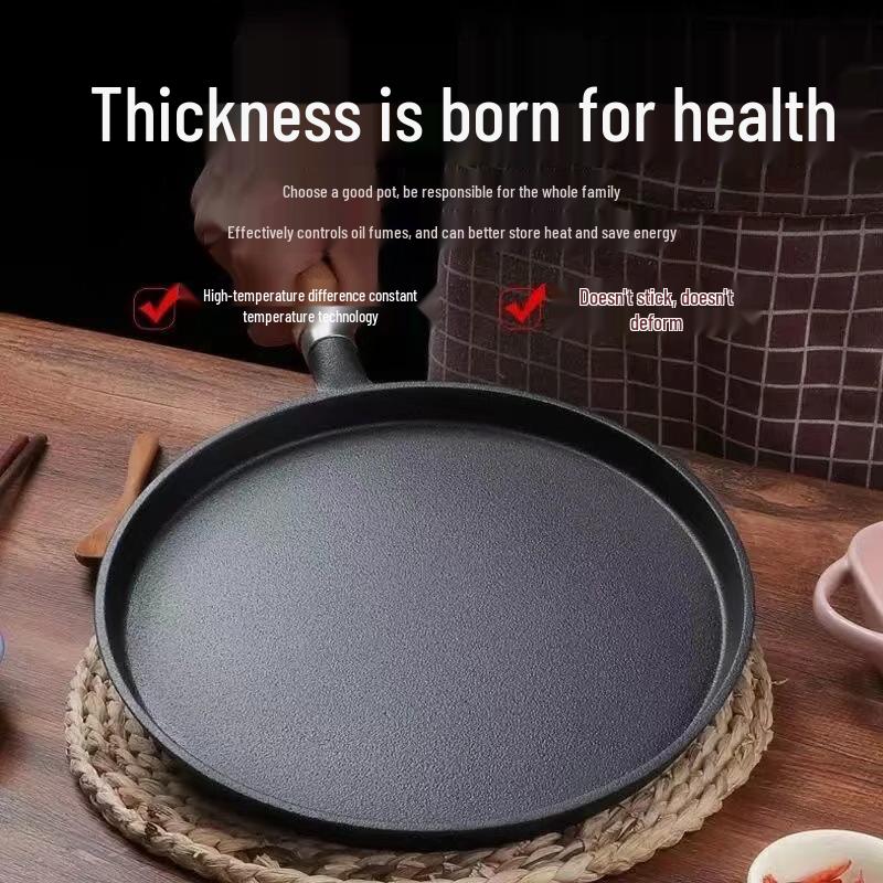 Zhi Shi Cast Iron Skillet with Wooden Plate