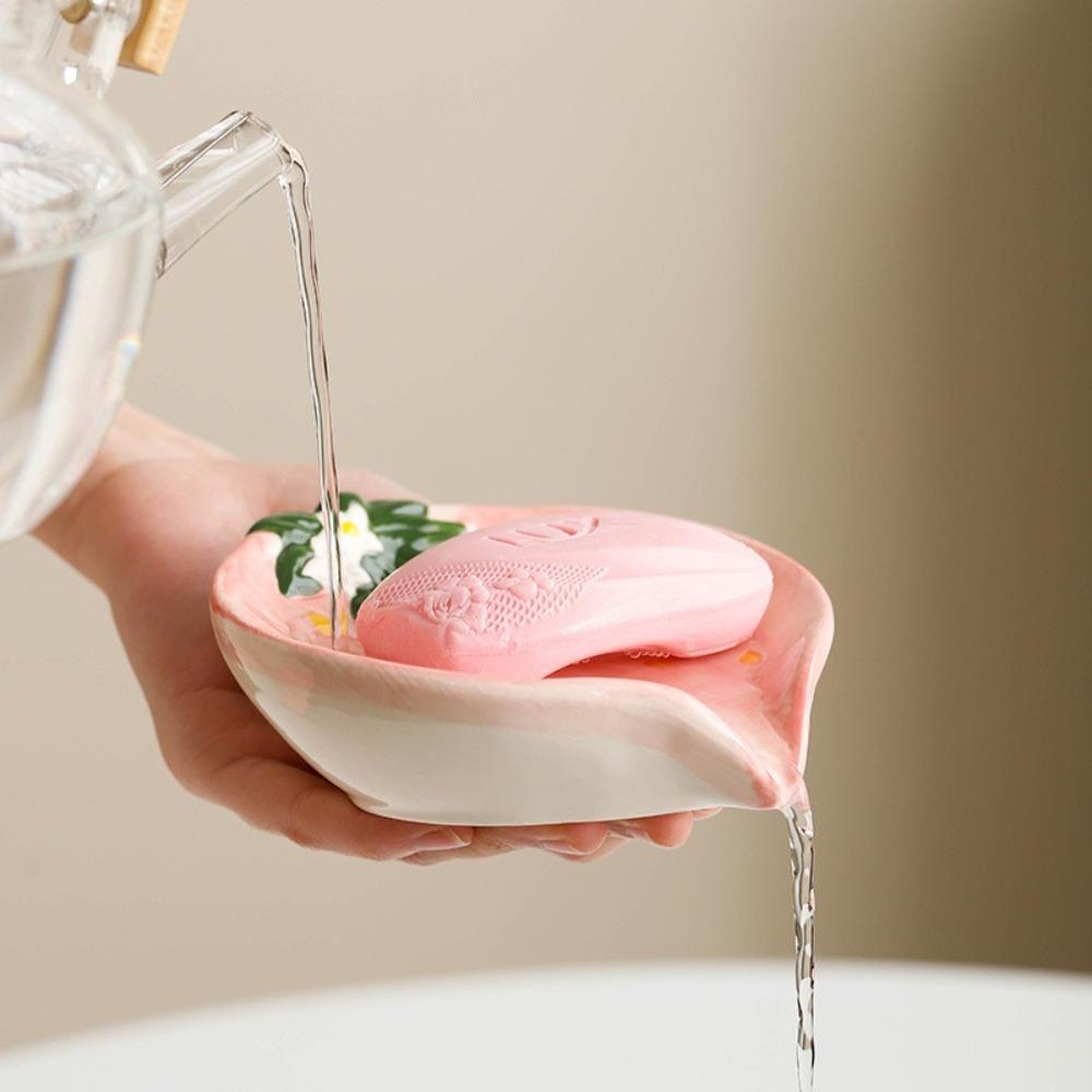 Cute Soap Storage Box Strawberry Soap Tray Decorative Desktop Ornament Ceramic Soap Box  Girls Gift