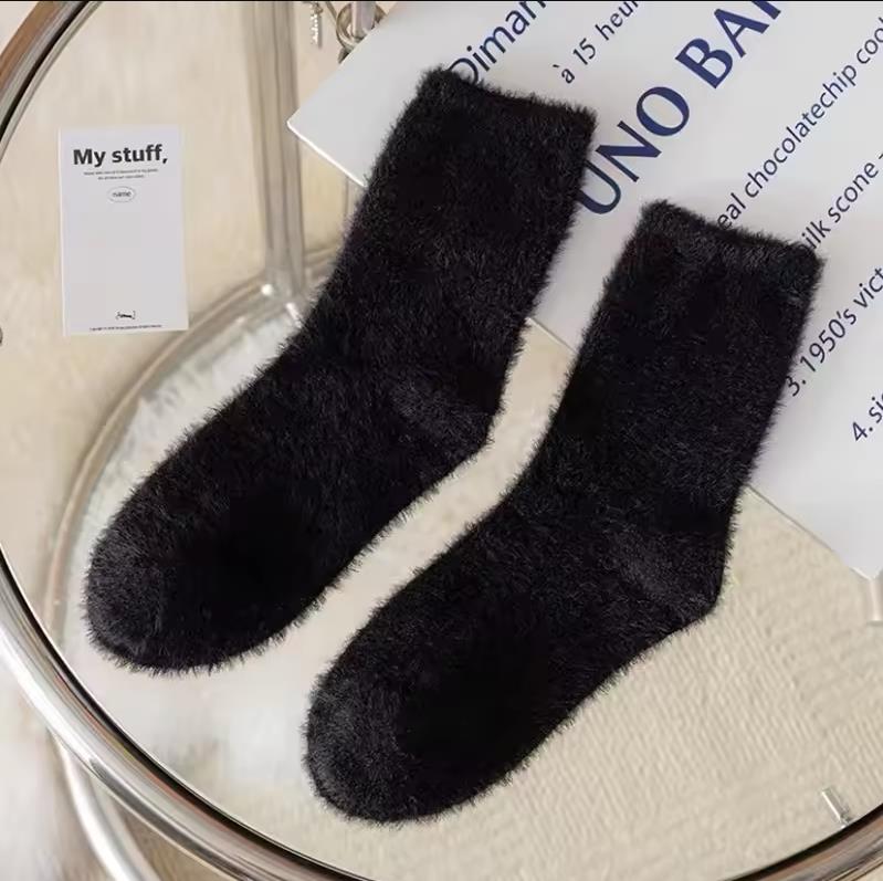 Mink Velvet Socks for Women and Men Autumn and Winter Thickened Thermal Coral Velvet Sleep Plush Floor Black White Socks Underwear