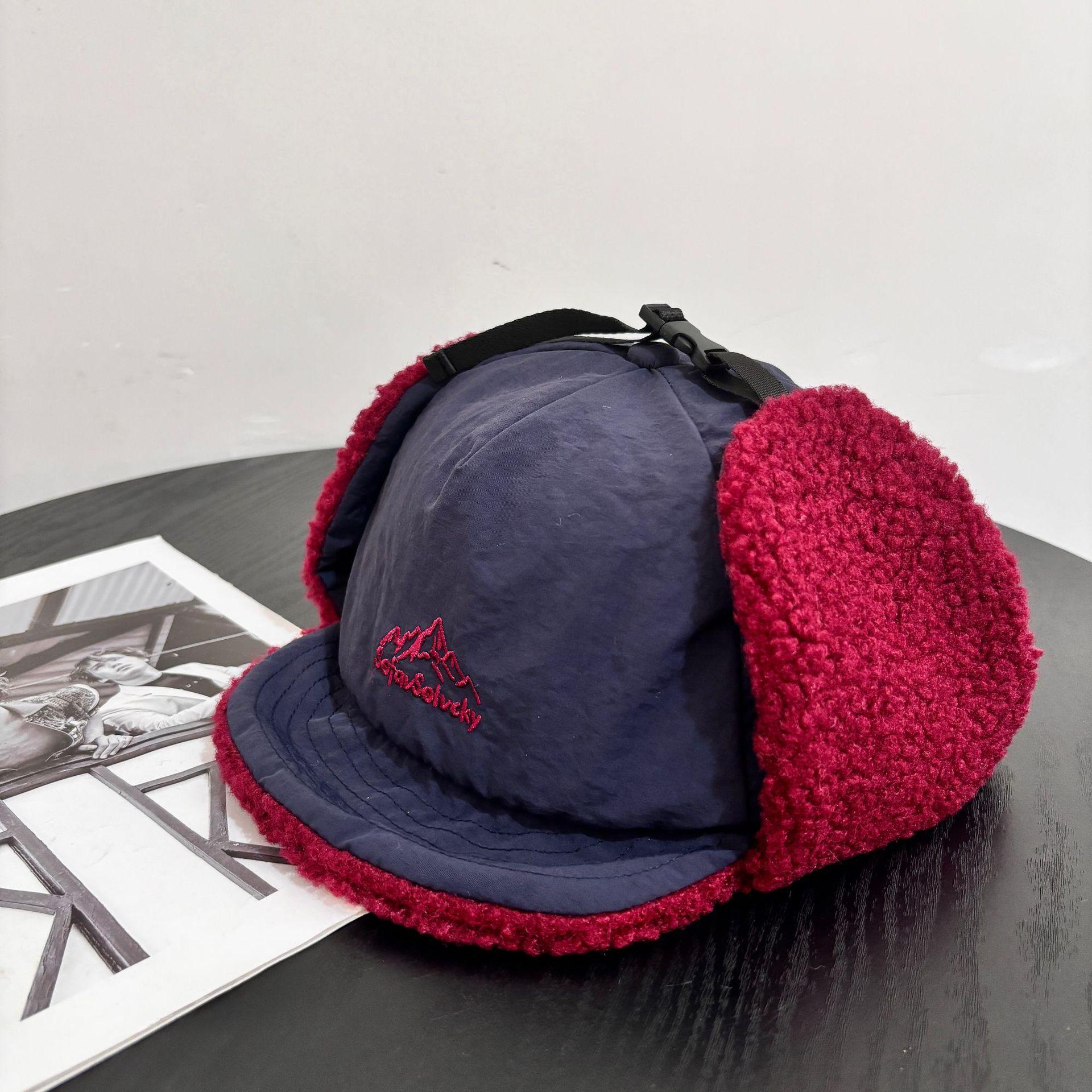 

Tide вышитые буквы бренда защита ушей велосипедная кепка зимняя бархатная защита от холода теплая функция ветра шапка Lei Feng женская M（56-58cm） тёмно-синий