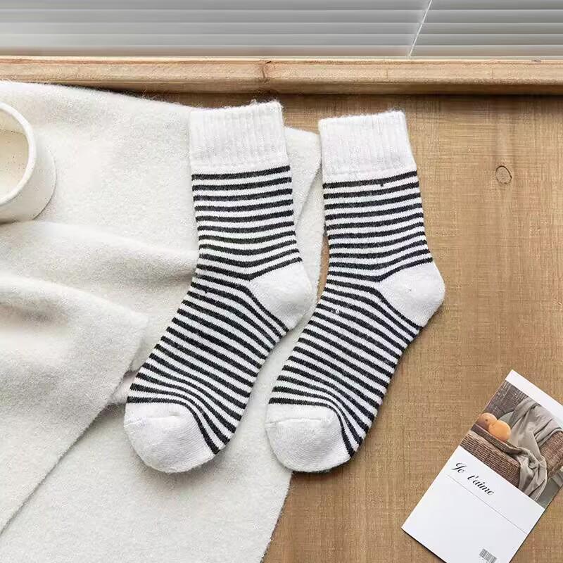 Korean Style Striped Terry Mid-Calf Socks - Thick, Warm, and Versatile for Autumn/Winter