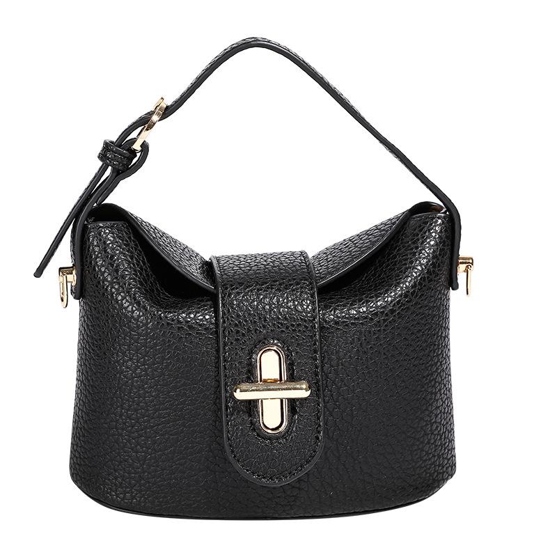Single Shoulder Handbag Casual High Fashion Handbag Women'S Niche Commuter Underarm Bag Versatile