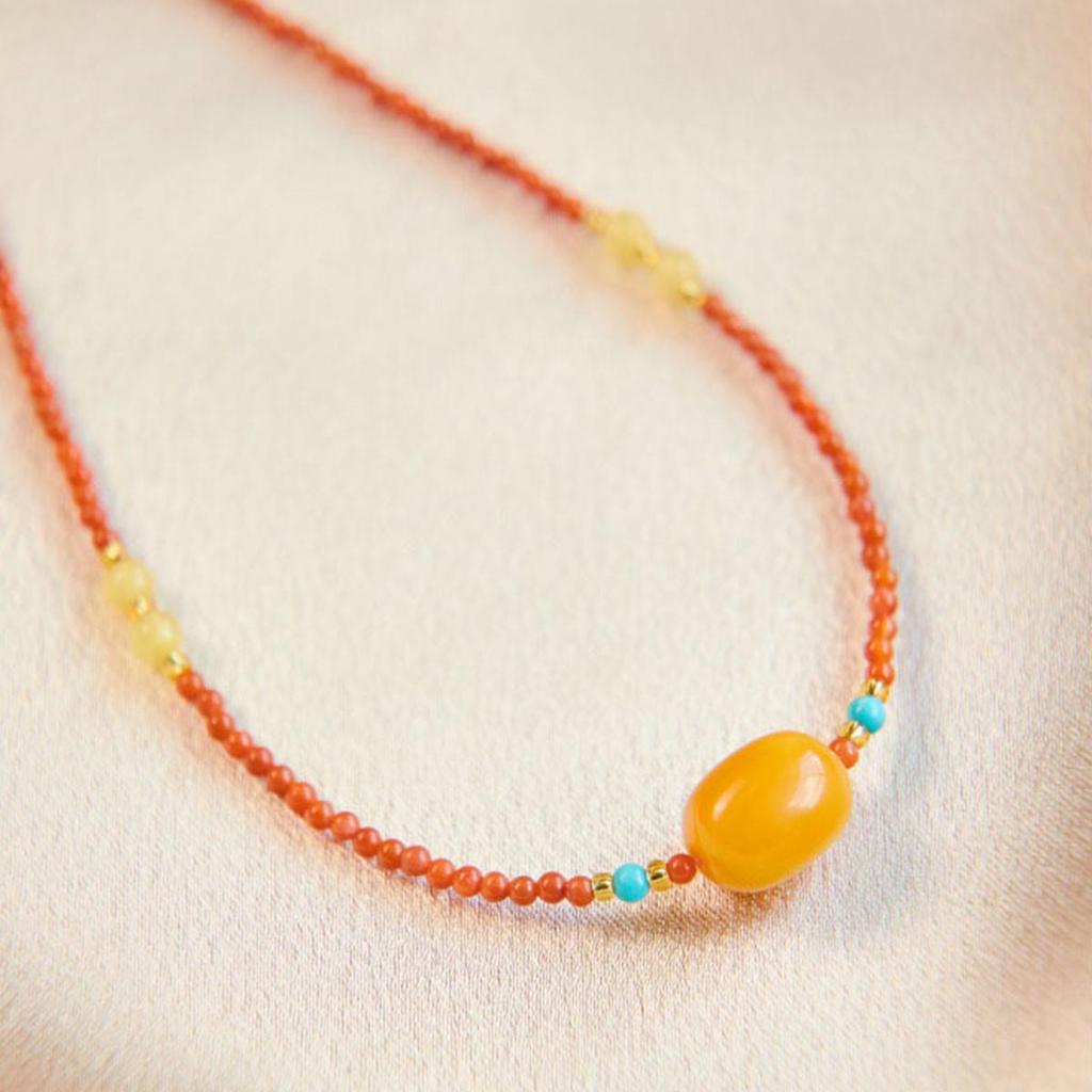 Nanhong Agate & Amber Red Beaded Pendant Choker Necklace