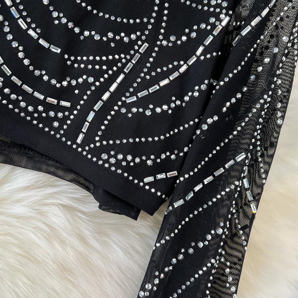 Fashion Suit, Fashion Long-sleeved Stand-up Collar, Slim-fitting Diamond-encrusted Short Top, Two-piece Set, High-waisted Fishtail Skirt.