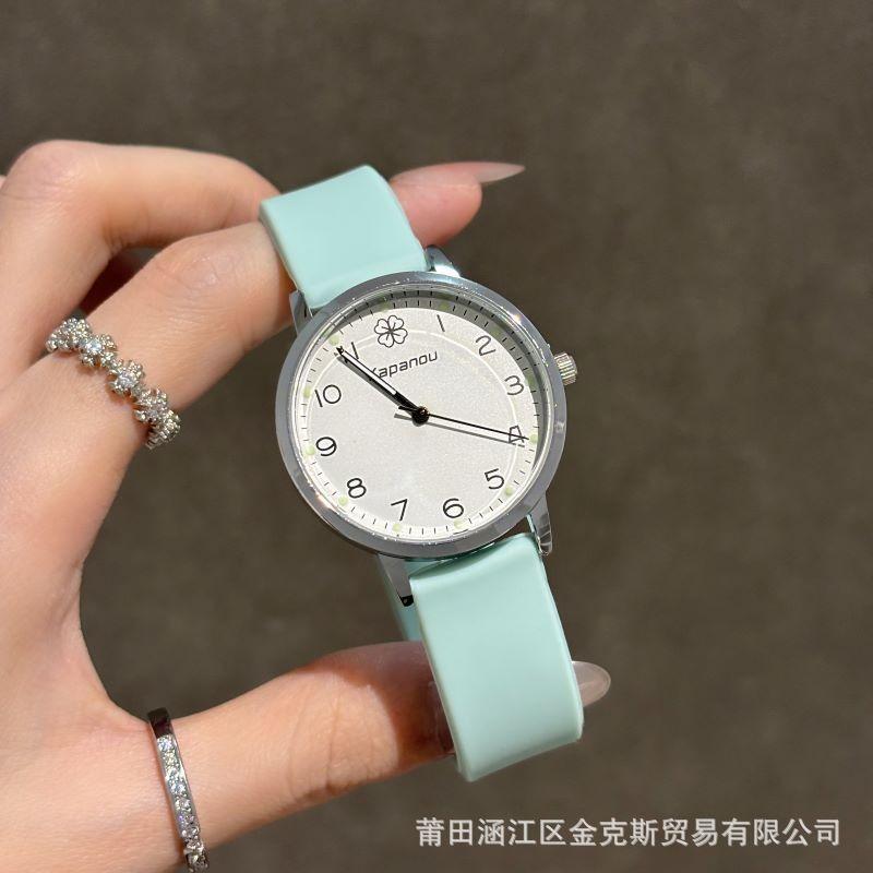 Quartz watch summer simple digital high-end women's watch niche high-value silicone student watch