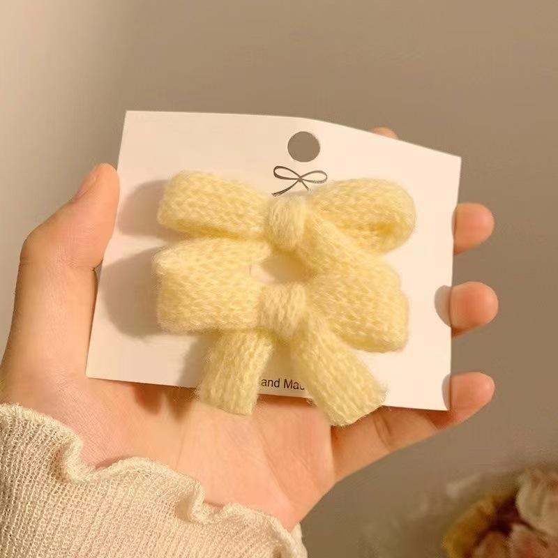 Gentle White Lace Bow Duckbill Clip for Bangs & Ponytails