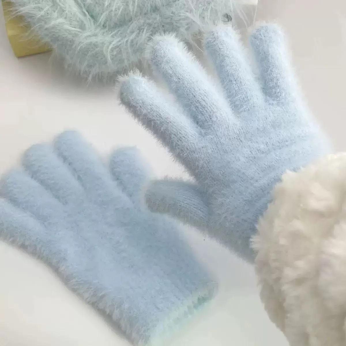 

Women s Winter 2025 Retro Plaid Kitty Gloves: Warm Five-Finger Cycling Cold Protection