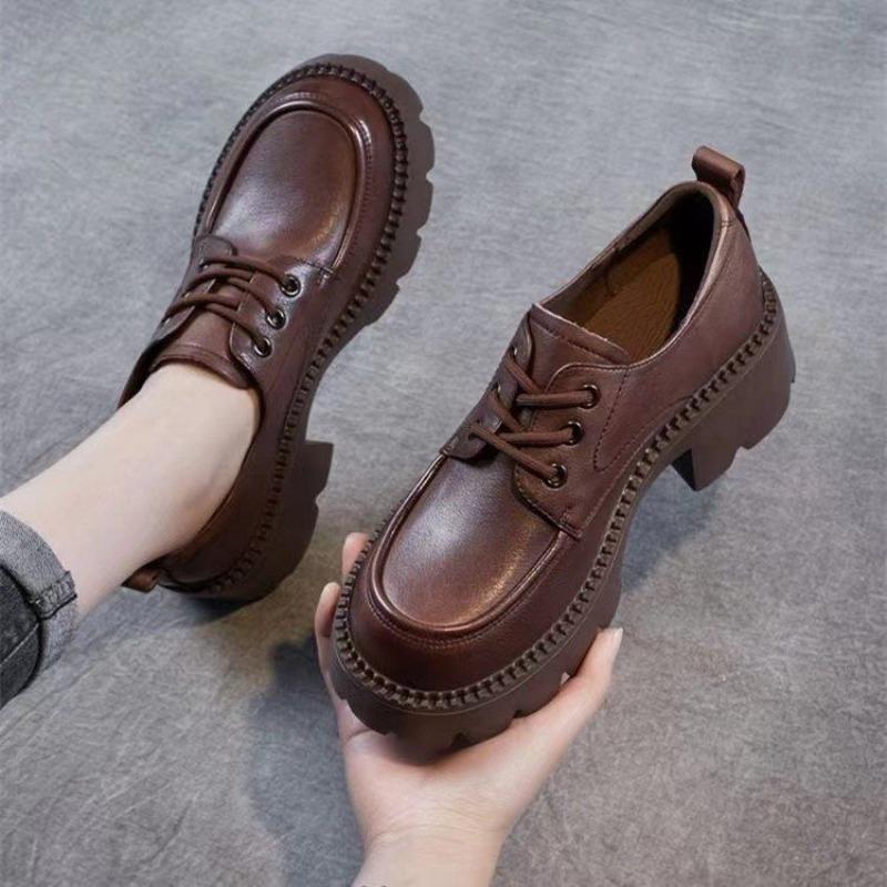 Scarpe in pelle piccole da donna autunno nuove versatili Mary Jane con plateau scarpe singole scarpe singole di alta gamma