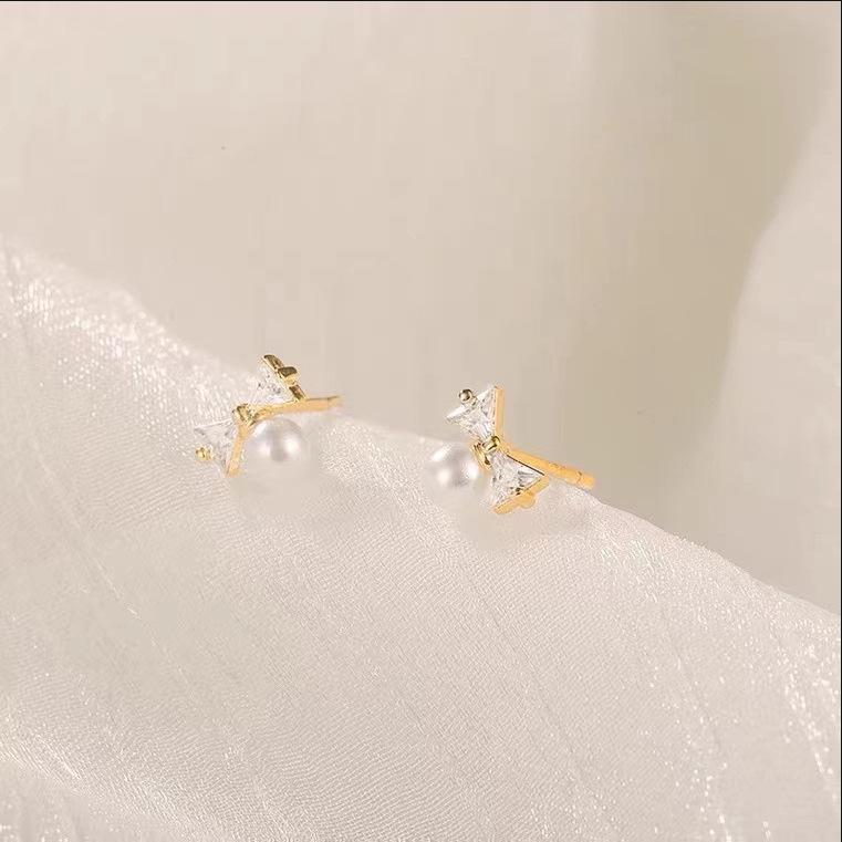 Pearl Stud Earrings: Japanese & Korean Bow Design for Women, Anti-Allergy Silver Needle