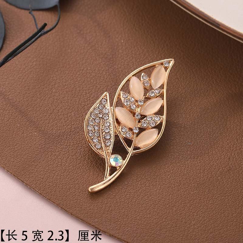 Brooch Premium Niche Accessories Versatile Creative Women's Collar Pin Diamond Anti-light Temperament Corsage