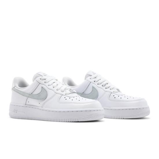 

Nike Wmns Air Force 1 07 Glacier Blue DH4970-100 EU 36.5 Чистий/білий