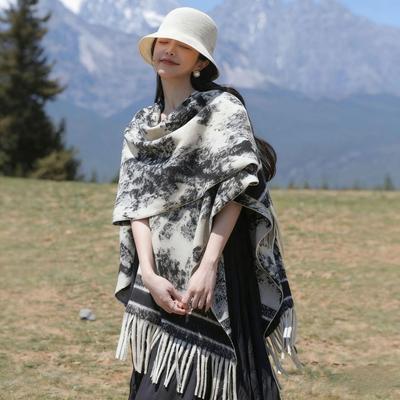 High-End Ink Painting Women's Autumn Winter Shawl Cloak - Warm Travel Cape Outerwear