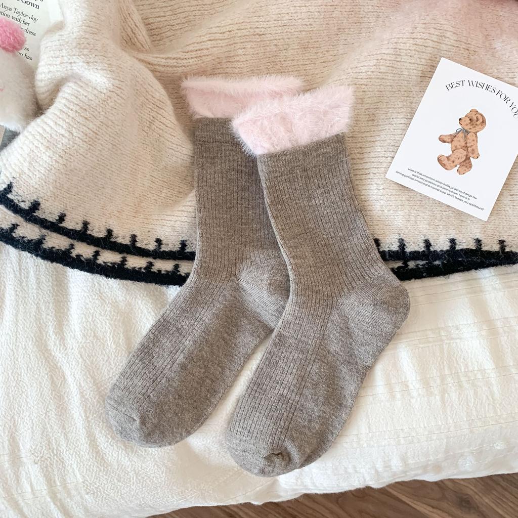 Ladies Autumn Winter Thickened Warm Gentle Wool Medium Tube Stack Socks