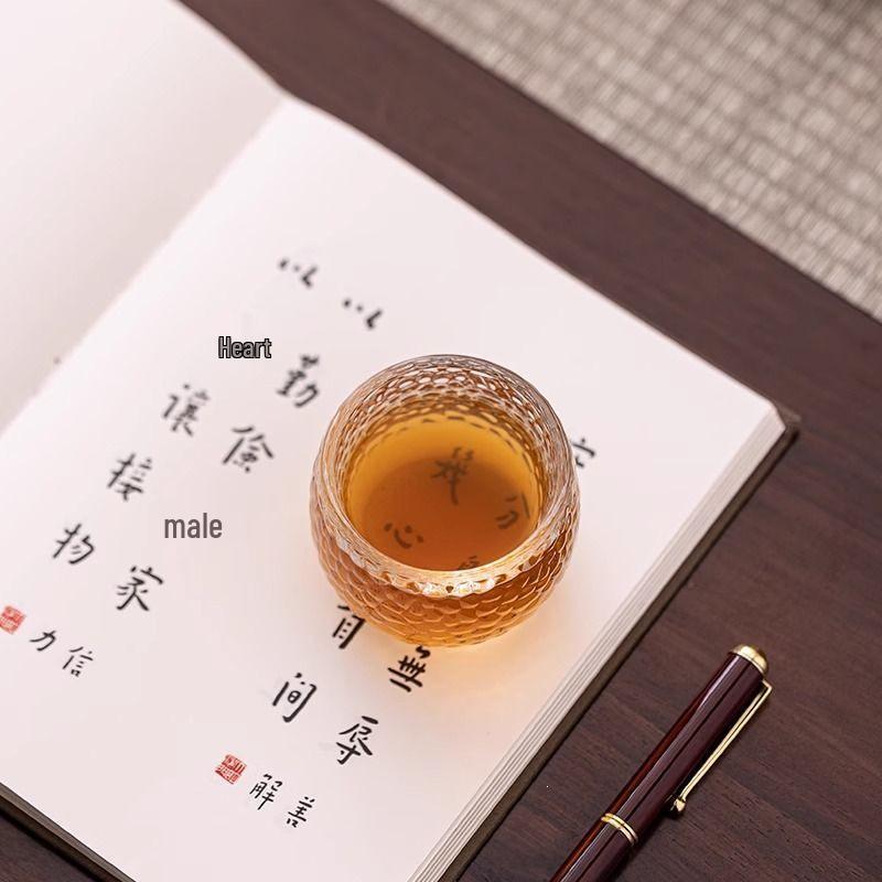 Transparent Heat-Resistant Glass Tea Cup with Hammer Pattern and Thumb Ring - Kung Fu Style