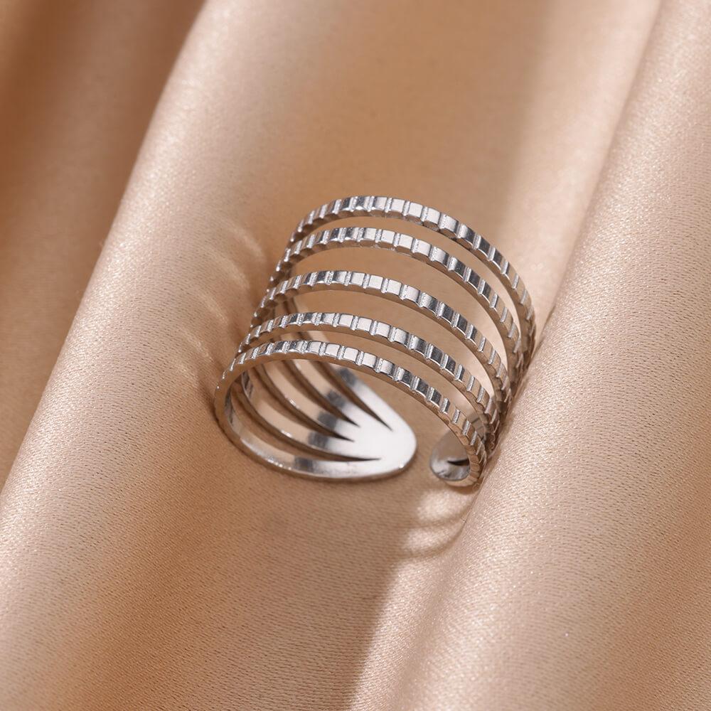 Anello aperto a forma di cuore in acciaio inossidabile color oro per donna, non scolorisce, alla moda, squisito, estetico, gioiello romantico per coppia