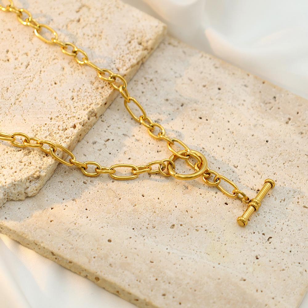 18K Gold Titanium Steel Collarbone Chain High-End Fashion Ot Buckle Cross Chain Necklace Women