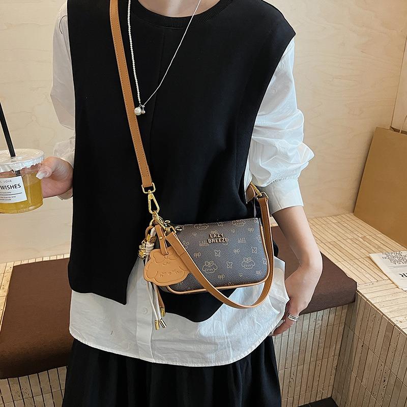 New Armpit Bag Light Luxury Temperament Shoulder Bag Fashion Messenger Bag Small Square Bag Versatile Women's Bag