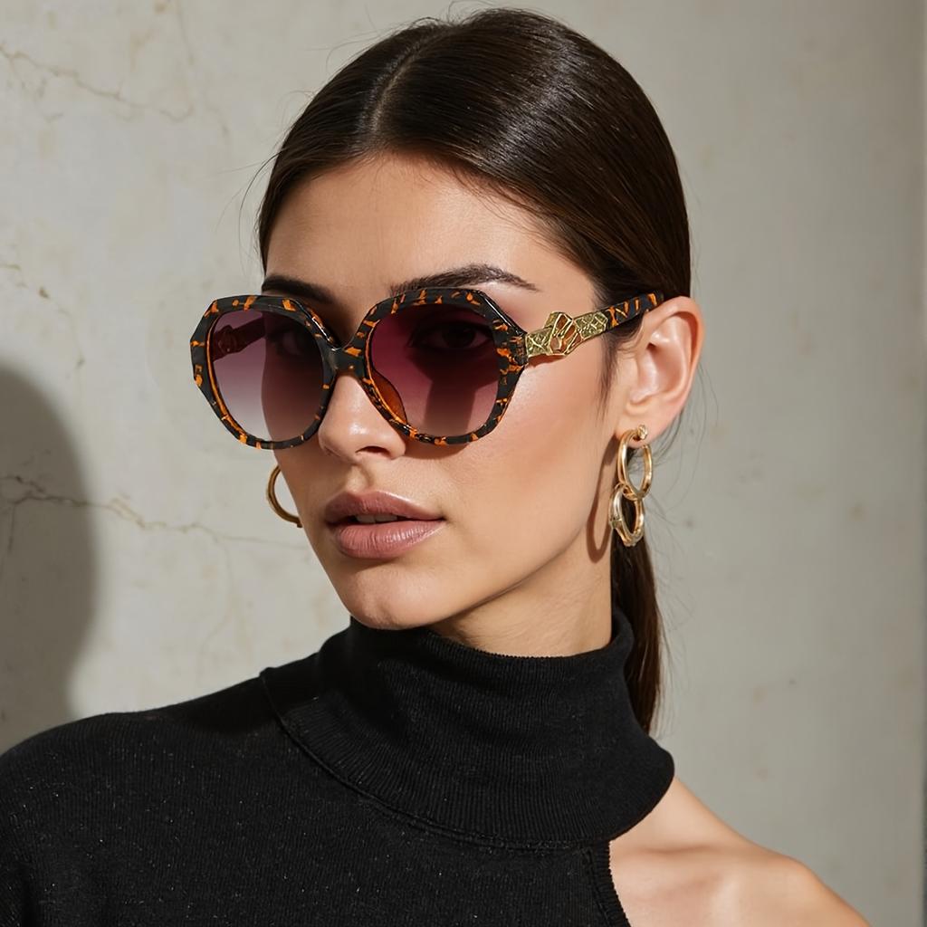 Vintage Sunglasses For Women Fashionable Deep Green Golden Gradient Glasses Trendy Glasses For Both Men Women Sunglasses Women