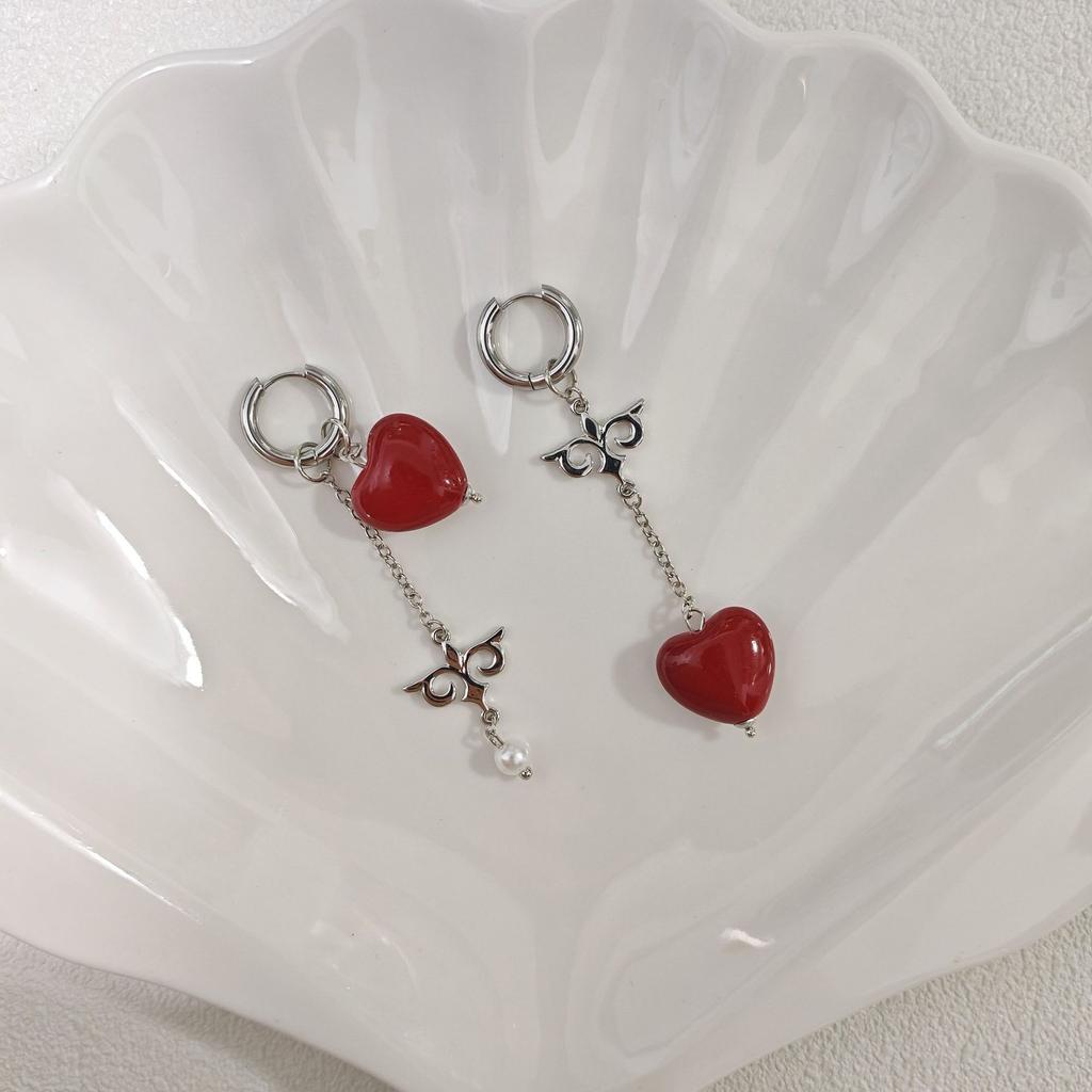 Retro Trendy Nomadic Ethnic Geometric Stereo Heart-Shaped Earrings for Women Asymmetrical Imitation Pearl Earrings Punk Jewelry