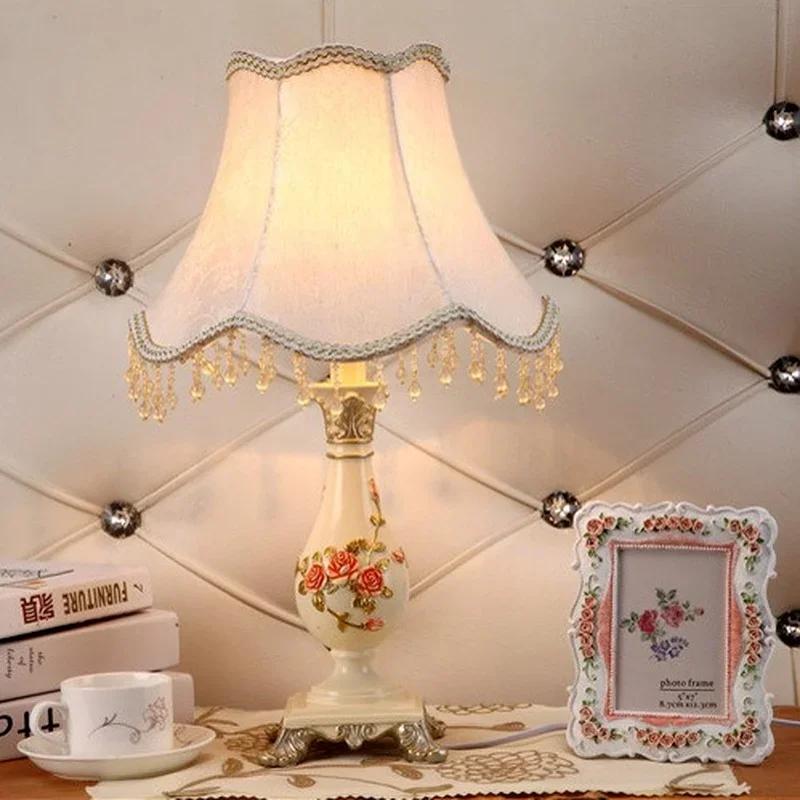 Nordic Reading Vintage Table Lamps for Bedroom Bedside  Resin Desk Light Modern Home Deco Lighting Luminaria