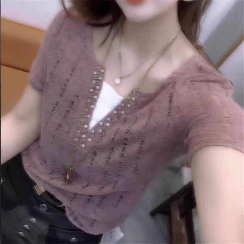

French top 2025 summer new fake two pieces women s fashion hollow diamond V-neck thin short-sleeved T-shirt women M
