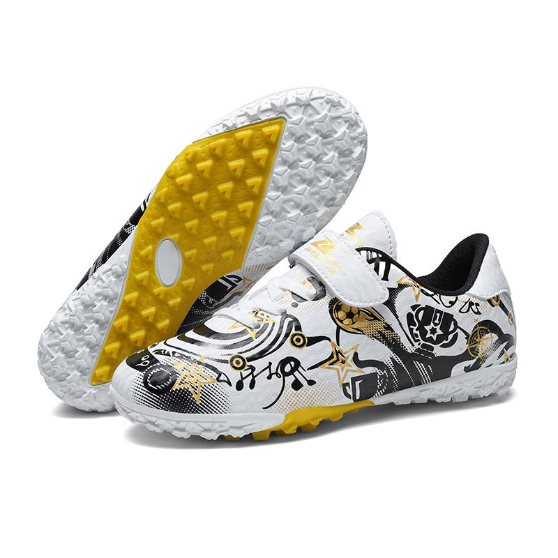 Football Shoes boys Professional Soccer Cleats Teenager's Non-Slip Outdoor Grass Training Sneakers Wholesale Footwear  New