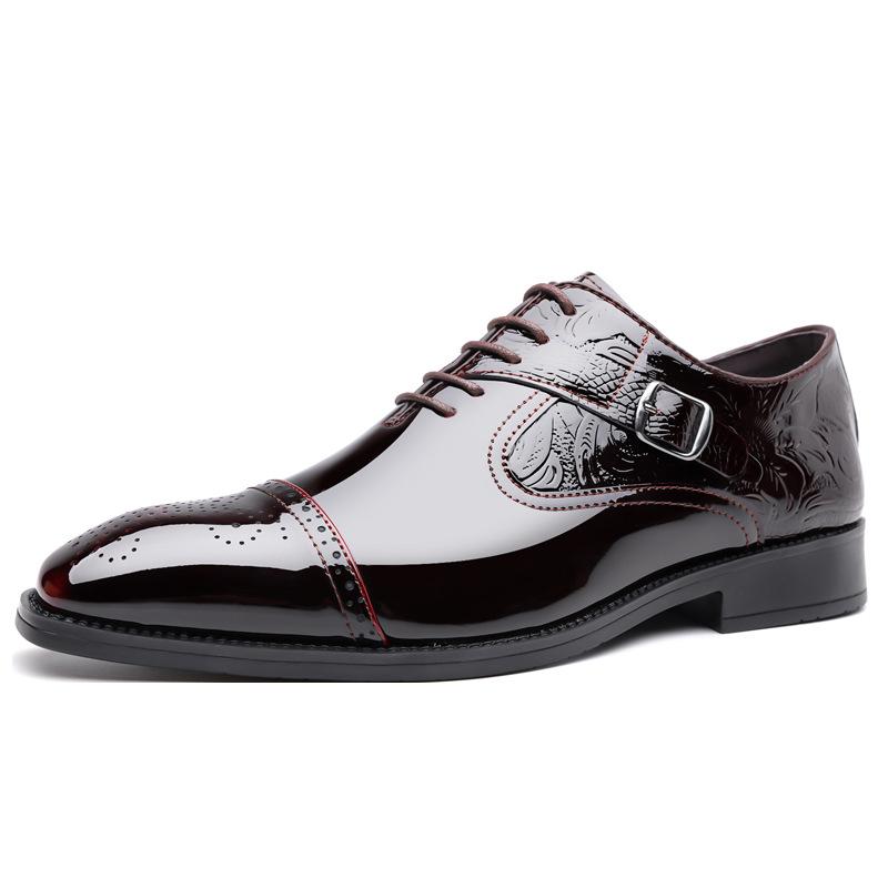 Men's shoes casual shoes young men's suits trendy leather shoes business Hong Kong-style engraved pointed tip slip-resistant large size