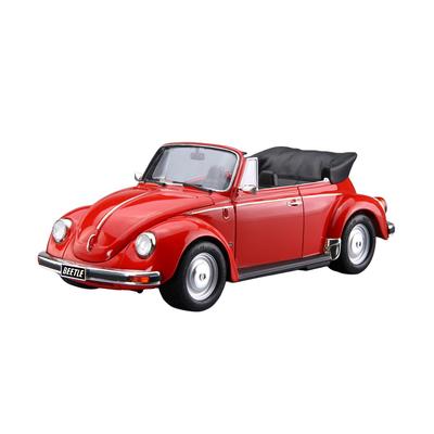 Aoshima Bunka Kyozai The Model Car 75 Volkswagen 15ADK Maggiolino 1303S Cabriolet Modello di Plastica (AOSHIMA) No. 1/24 '75