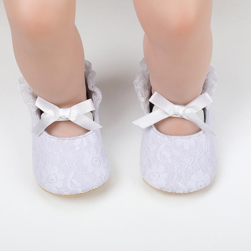 Spring and Autumn Non-slip Embroidered White Princess Shoes for 0-1 Year Old Baby Girls