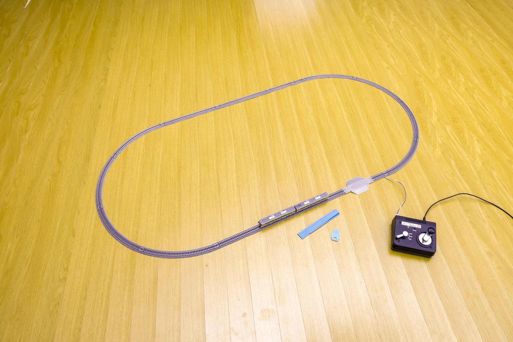 KATO N Gauge Starter Set 227 Series 500 Series Urara Model Railway Introductory Set 10-030