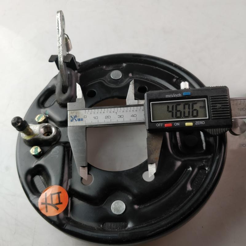 Four wheel electric forklift golf cart rear wheel hydraulic cylinder brake friction plate
