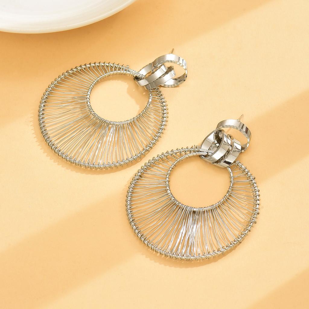 Geometric Alloy Hoop Earrings For Women With Minimalist Design Perfect For Fall