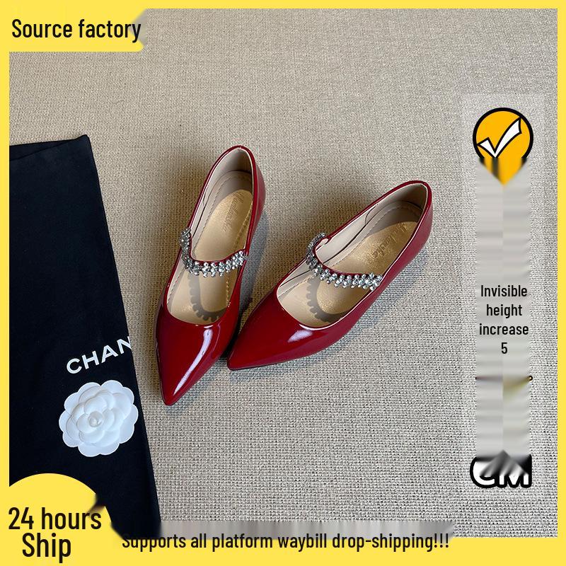 

Женские туфли-лодочки Мэри Джейн на невидимом каблуке 5 см из мягкой кожи со стразами 37