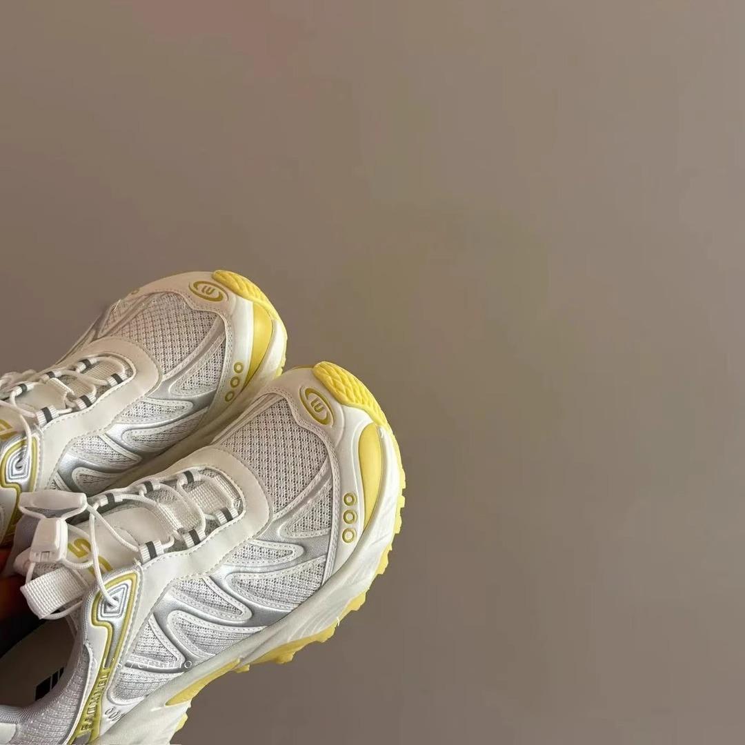 

Аэробный план кривая голова сверхлегкие спортивные туфли лето новый тонкий сетчатый дышащий походный на открытом воздухе чувство повседневная обувь прилив 40 жёлтый