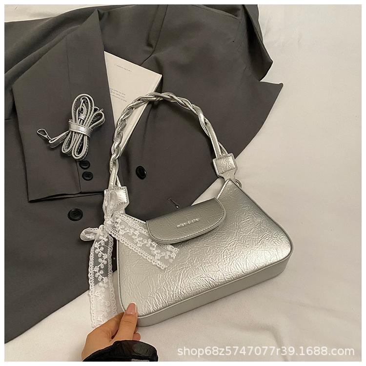 2025 summer fashion underarm bag women's new trend small square bag French niche high value chain shoulder bag