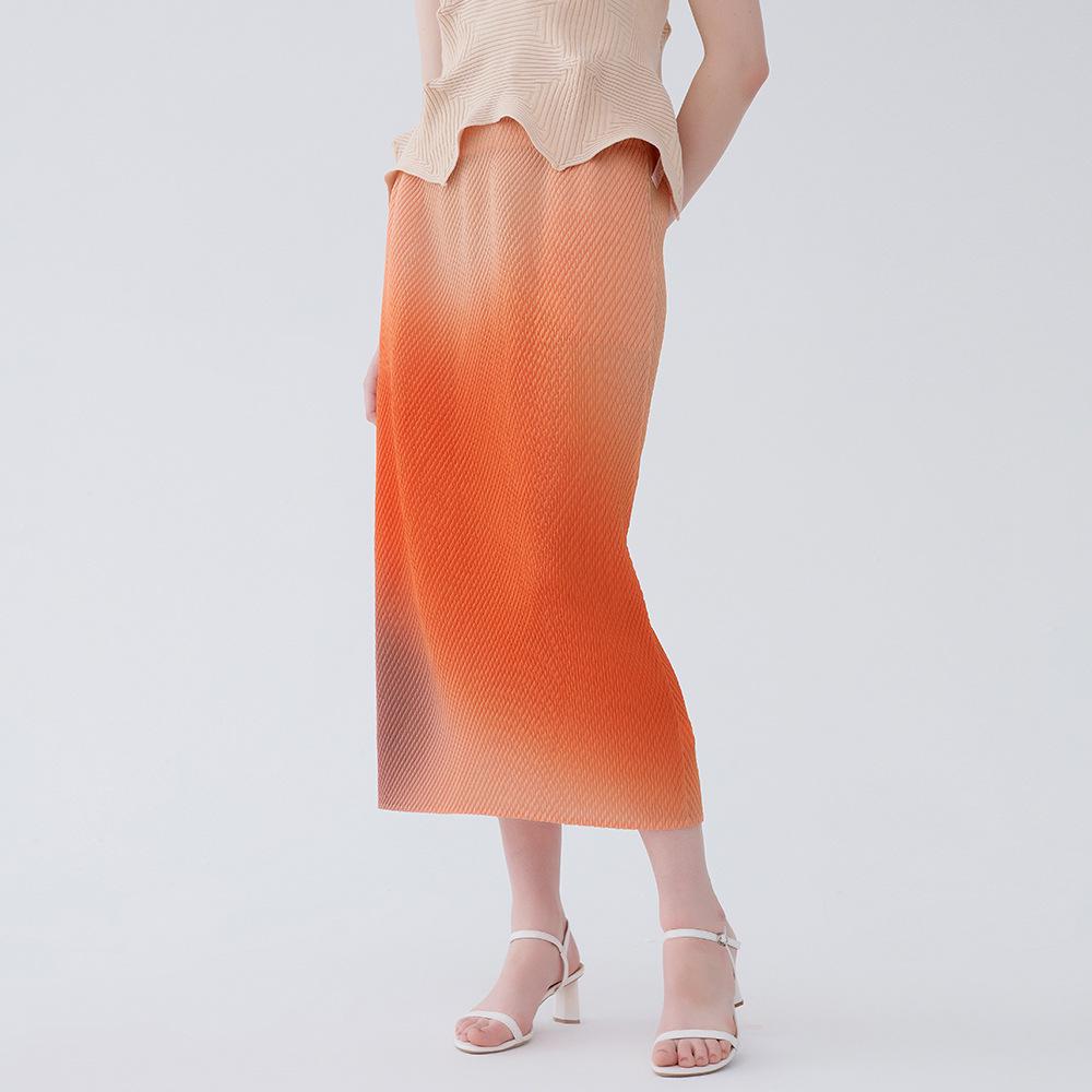2025 Gradient A-Line Midi Skirt: High-Waisted, Fish Scale Print, Pleated Design