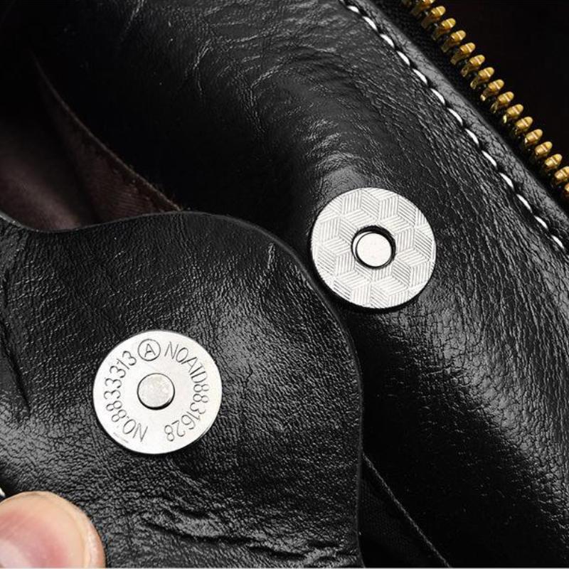 Upscale Women's Handbag with Pendant Temperament Retro Versatile Shoulder Messenger Bag Large Capacity Commuting Shoulder Bag