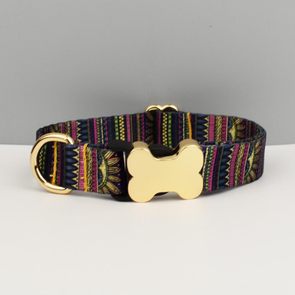 Ethnisch bedrucktes Haustierhalsband mit Knochenschließe Niedliches Hundehalsband für kleine und mittelgroße Hunde Nylon Verstellbare Hundeleine für Spaziergänge im Freien