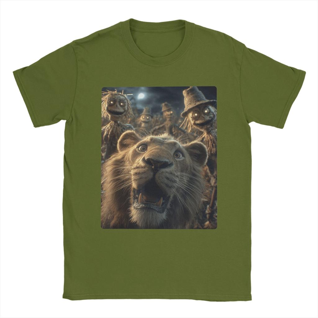 Men T-Shirts Funny Lion Selfie With Scarecrows Novelty Cotton Tee Shirt Scary Halloween T Shirt Crewneck Merchandise Plus Size