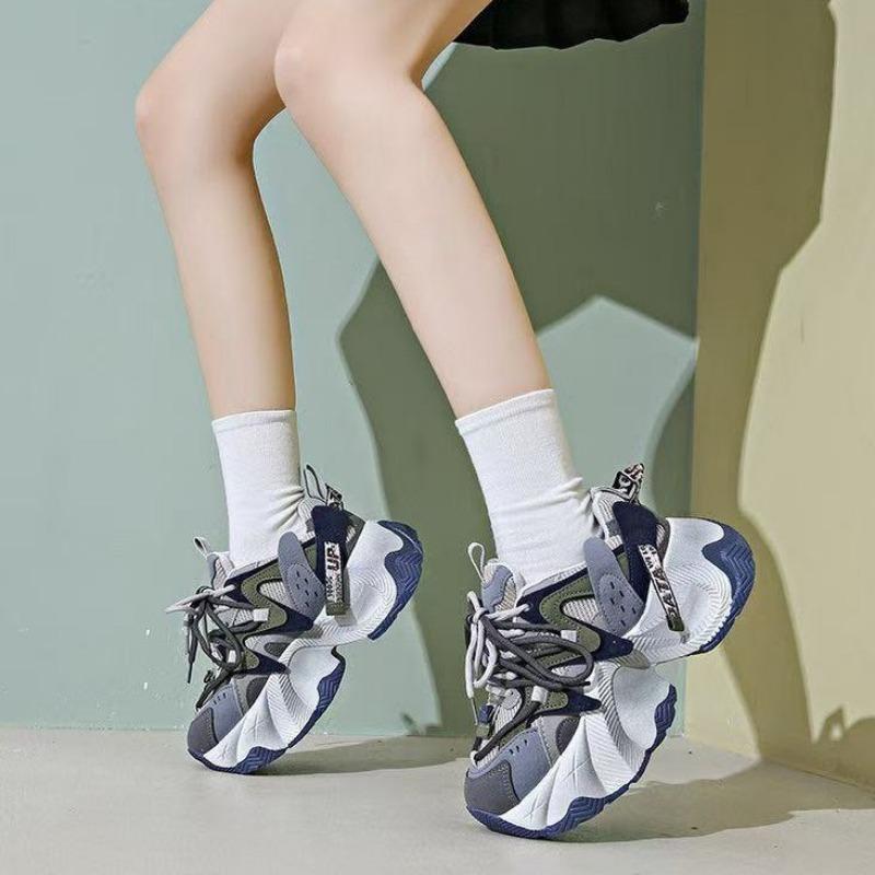 

Сетчатые дышащие увеличивающие рост кроссовки для женщин, новая осенняя одинарная обувь, ретро цветовая гамма, шнуровка, повседневная спортивная обувь 34 синий