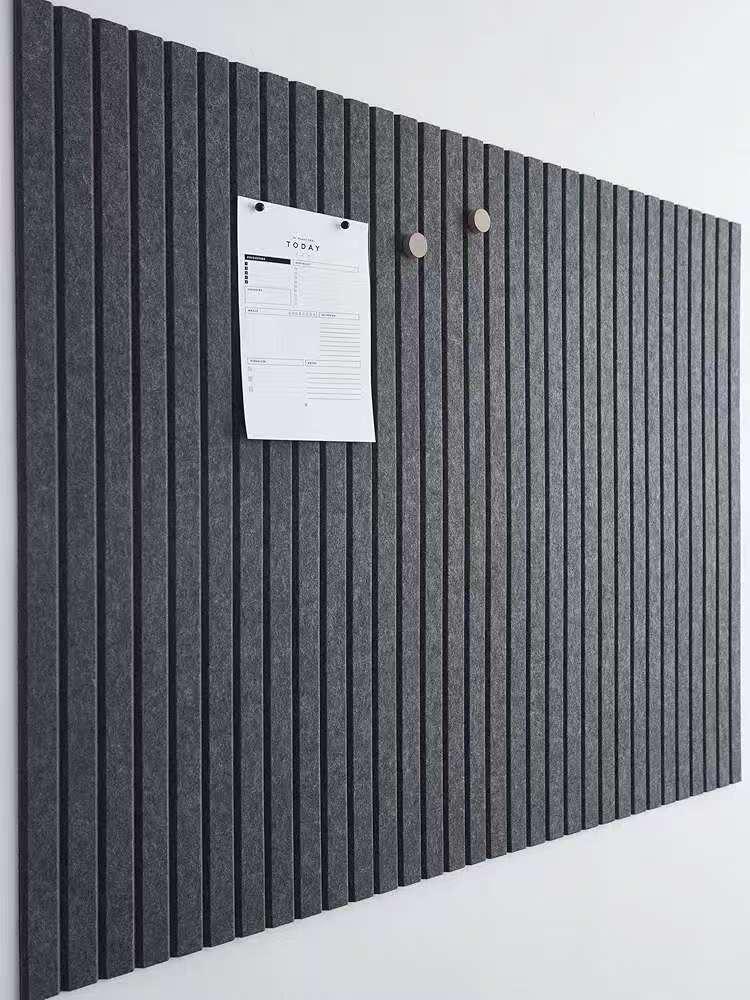 Pannello Murale Fonoassorbente in Fibra di Poliestere - Decorazione Autoadesiva a Strisce Verticali Adesivo in Feltro