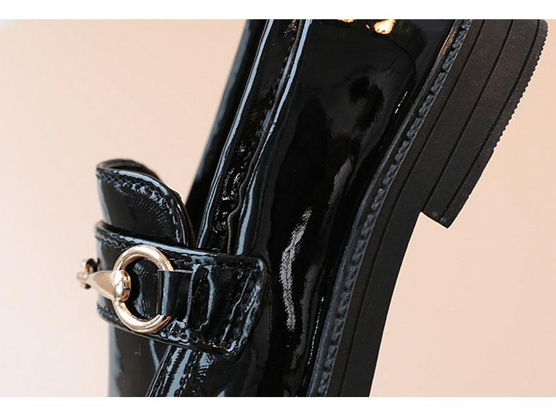 2025 Spring & Autumn Kids' Black Leather Shoes: Children's Princess & Boys' British Style Fashion Leather Shoes.