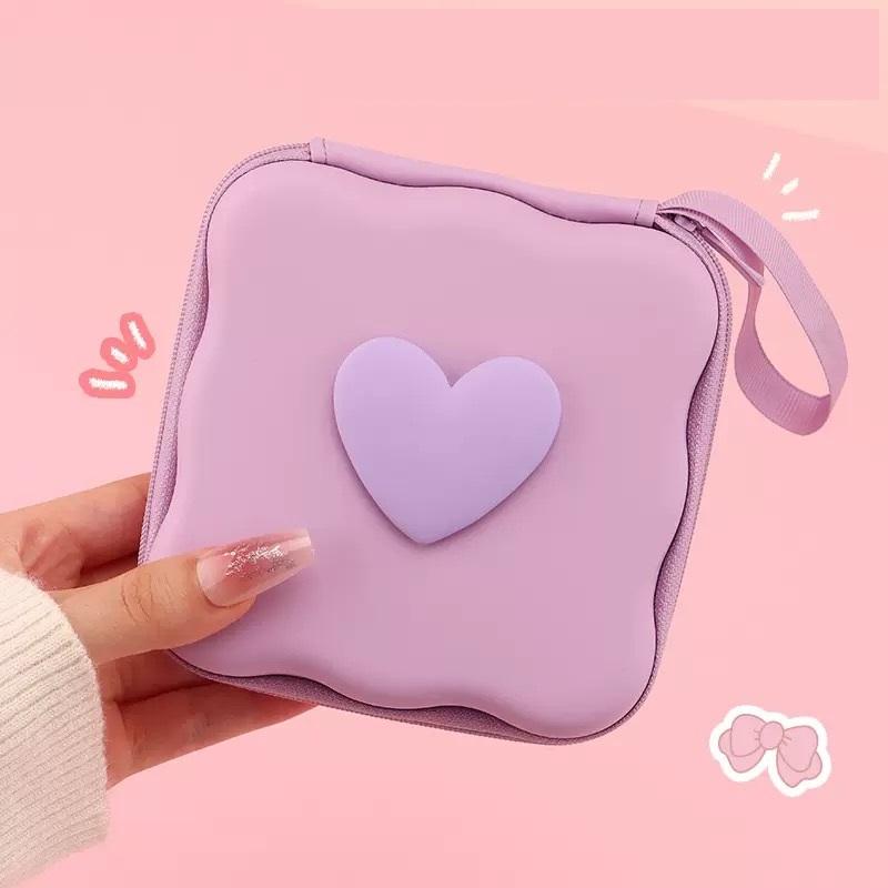 Charger lid storage bag, cute 3D heart-shaped wave design charger protector travel storage box, headphone cable protector cable